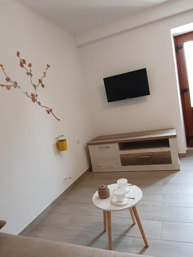 Apartman Mi Nerezine Luaran gambar