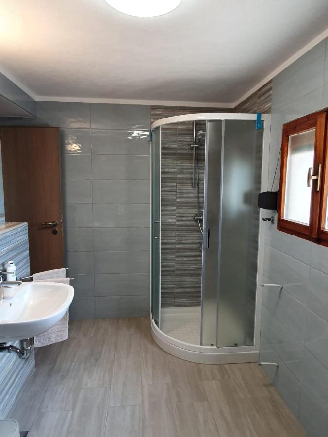 Apartman Mi Nerezine Luaran gambar